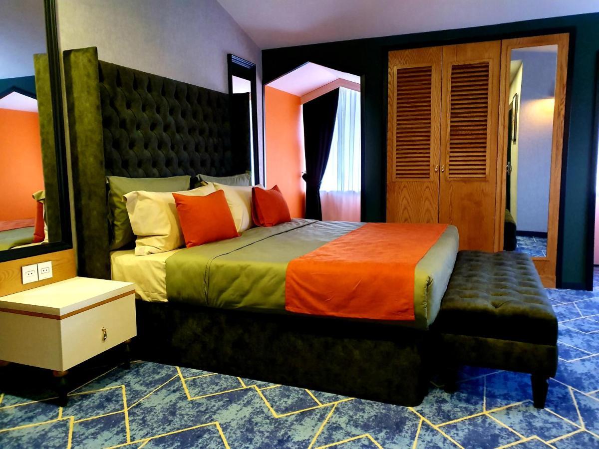 Porto Hotel Baku Exteriör bild