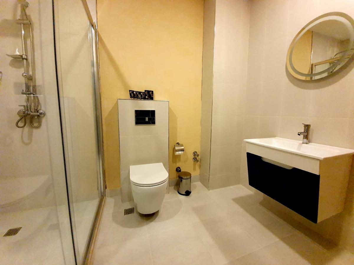 Porto Hotel Baku Exteriör bild